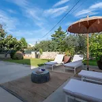 Torlevigne Relax & Pool Willa *
